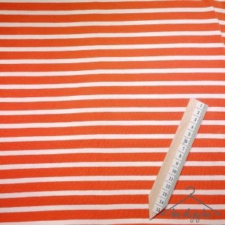 Oransje og hvite striper
